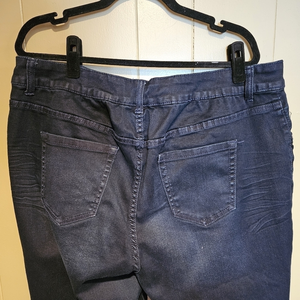 Lane Bryant Jeans, Womens, Size 20, Dark-Wash Skinny , Stretchy - Picture 3 of 5